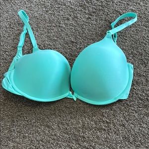 Victoria's Secret Aqua T-Shirt Bra with Adjustable Straps